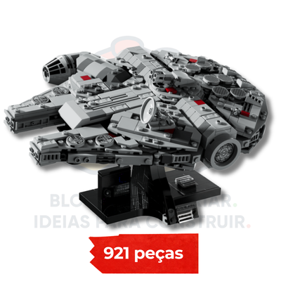 Millennium Falcon | 921 peças